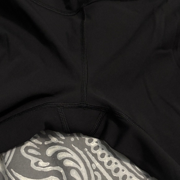 Lululemon wunder under 25” black - Picture 3 of 4